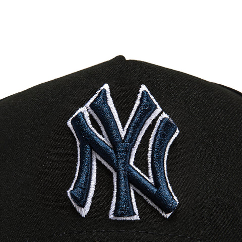 New Era 9Forty A-Frame New York Yankees 1999 World Series Patch Snapback Hat - Black