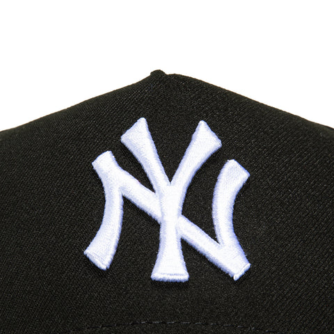 New Era 9Forty A-Frame New York Yankees 1999 World Series Patch Snapback Hat - Black, White