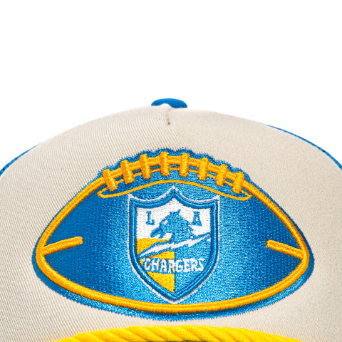 New Era 9Forty A-Frame 2024 Sideline Los Angeles Chargers Trucker Snapback Hat - White, Light Blue