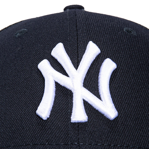 New Era 9Fifty Low Profile New York Yankees Game Snapback Hat - Navy