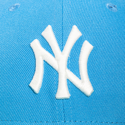 New Era 59Fifty Caribbean Waters New York Yankees 1998 World Series Patch Hat - Light Blue, Teal