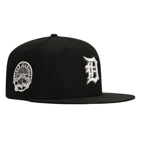 New Era 59Fifty Glow in the Dark Detroit Tigers Stadium Patch Hat - Black, White