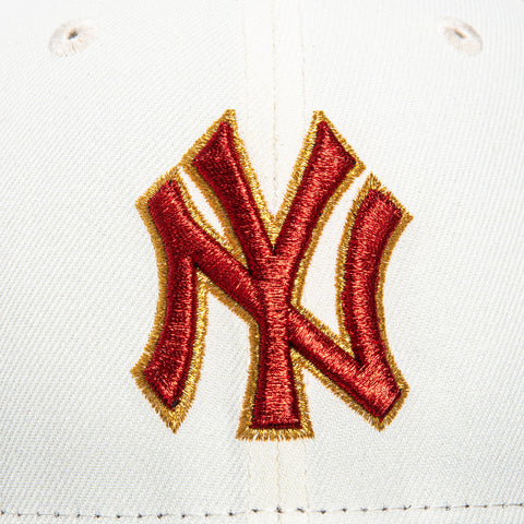 New Era 59Fifty Hispanic New York Yankees 1999 World Series Patch Hat - White, Navy, Red