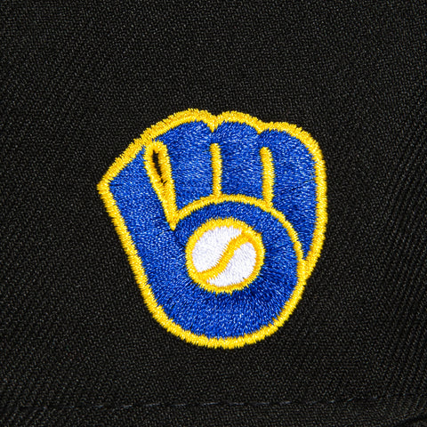 New Era 59Fifty Milwaukee Brewers Logo Patch Script Hat - Black