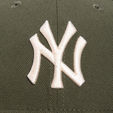 New Era 59Fifty New York Yankees 1962 World Series Patch Hat - Olive, Realtree