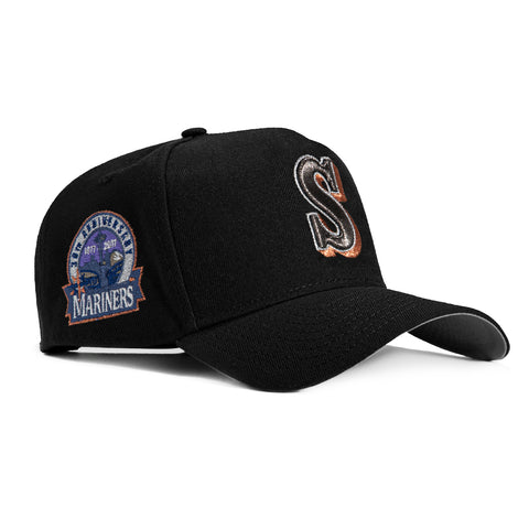 New Era 9Forty A-Frame Seattle Mariners 30th Anniversary Patch Snapback Hat - Black, Ivory, Metallic Copper