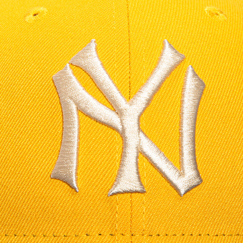 New Era 59Fifty 12 Days of Hatmas New York Yankees 1942 All Star Game Patch Hat - Gold, Black