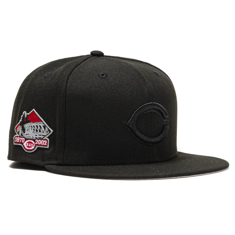 New Era 59FIFTY Cincinnati Reds 1976 Patch Hat - Black, Black Black on Black / 7 5/8